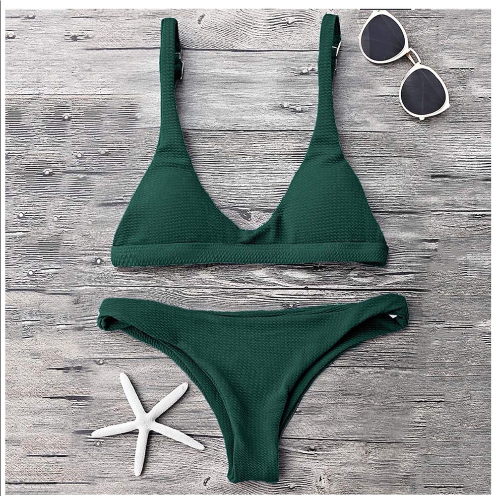 NWT green textured bikini